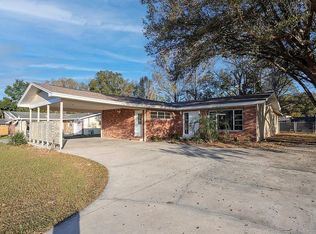 19595 SW Rainbow Lakes Blvd, Dunnellon, FL 34431