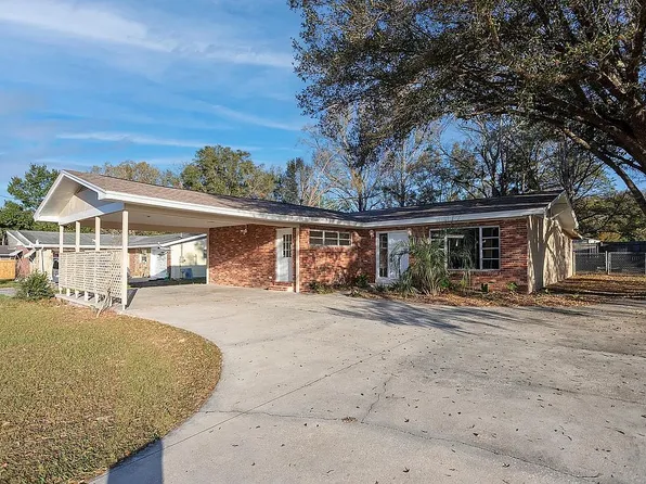 19595 SW Rainbow Lakes Blvd, Dunnellon, FL 34431