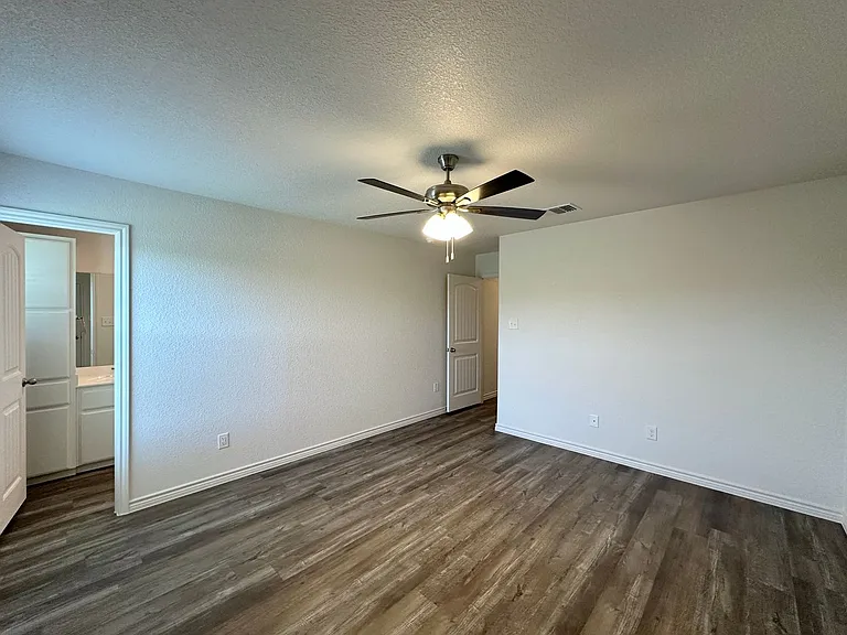 234B Dolphin Dr — Photo 23