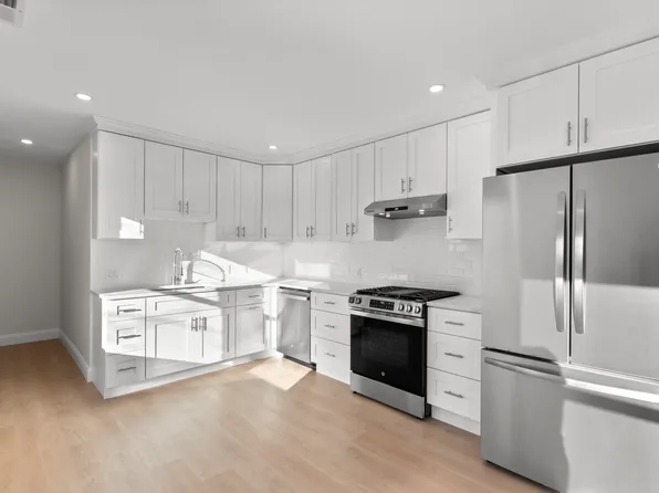 29 Prince St, Fairfield, CT 06825