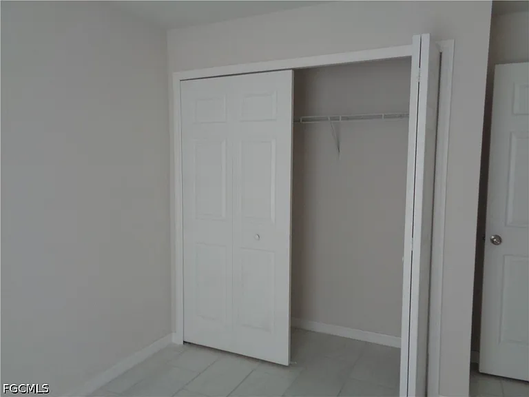 3816 SW 15th Pl — Photo 12