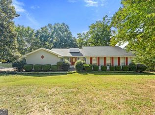 793 Chesterfield Dr, Lawrenceville, GA 30044