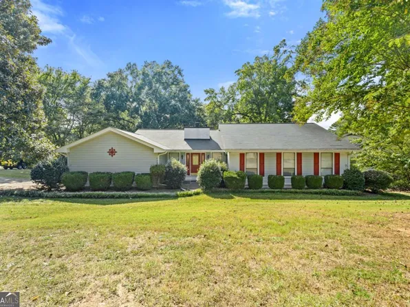793 Chesterfield Dr, Lawrenceville, GA 30044