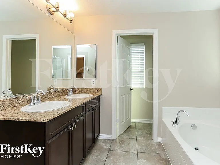 7736 Ashby Gate St — Photo 8