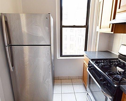3rd image of 2521 31st Ave APT C55
