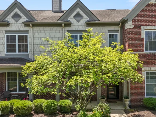 6691 Beekman Pl Suite B, Zionsville, IN 46077
