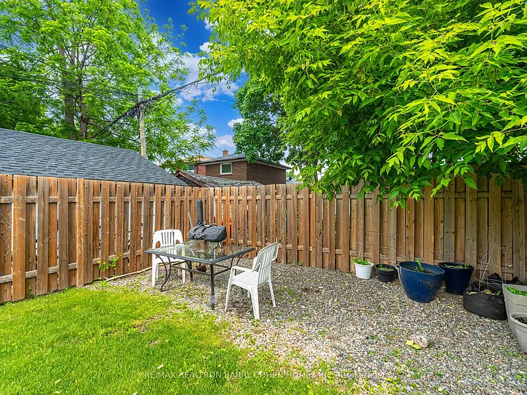 475 Winona Dr #2 — Photo 26