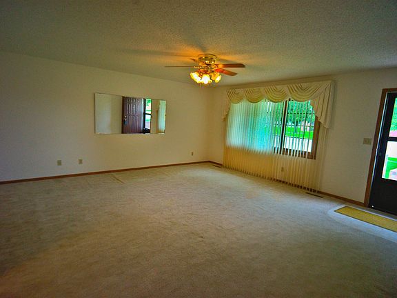 5th image of 4421 Avenue P