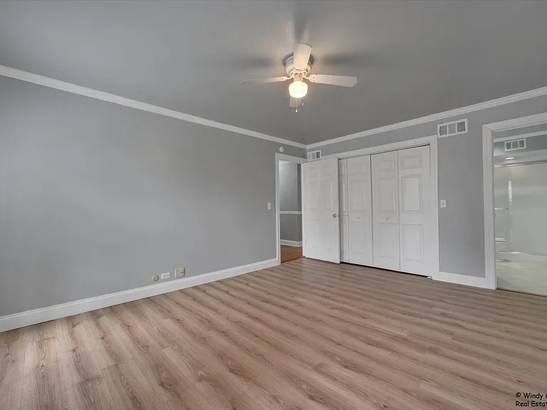 510 Shorely Dr #201 — Photo 8
