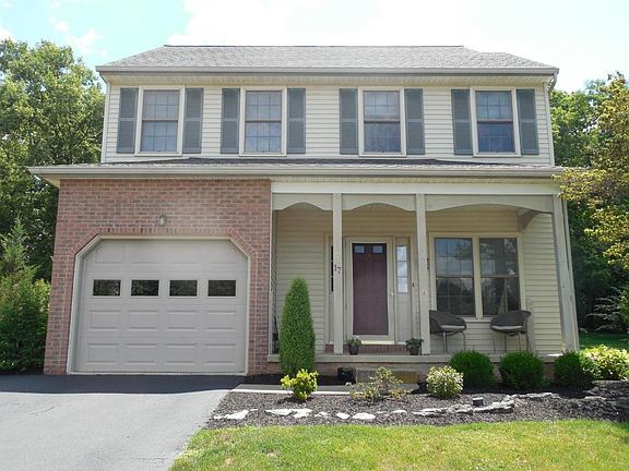 2nd image of 17 Manor Oaks Dr