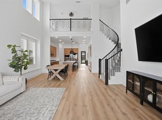 4719 Honeysuckle Ct, Aubrey, TX 76227