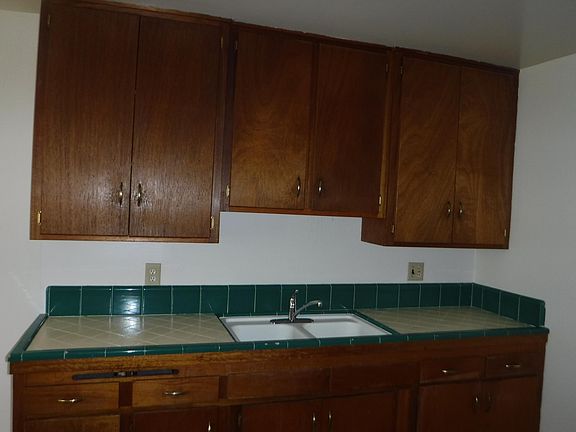 5th image of 2950 Clairemont Dr APT 1