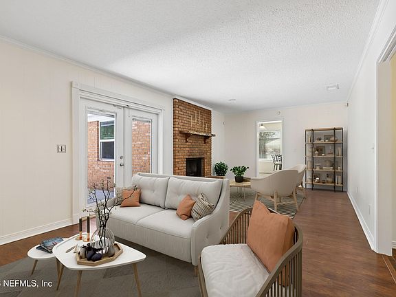 5th image of 1541 CHELSEA Place