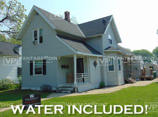 1225 S Chestnut Ave, Green Bay, WI 54304