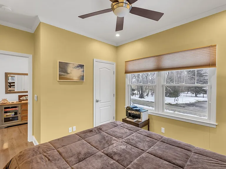 300 Fiddler Ln — Photo 15