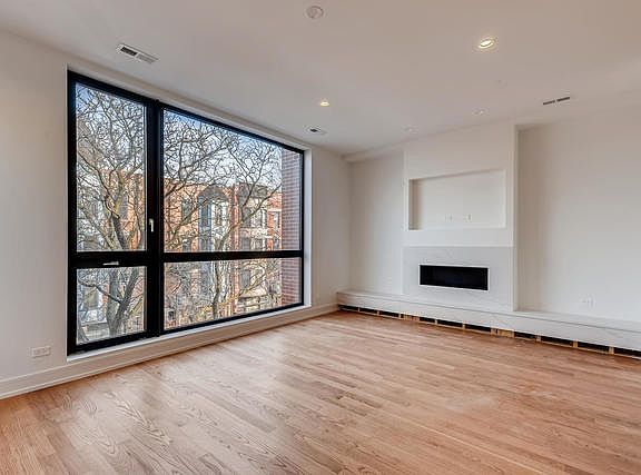 2nd image of 1511 W Ohio St #3W