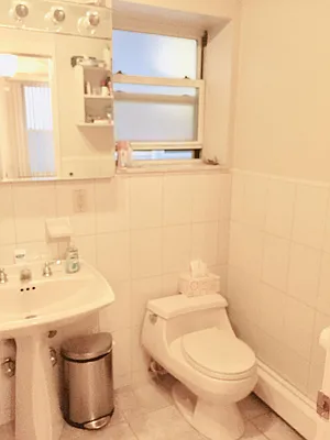 Rented by Bell Realty | media 8