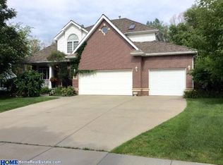 6717 Ridge Rd, Lincoln, NE 68512