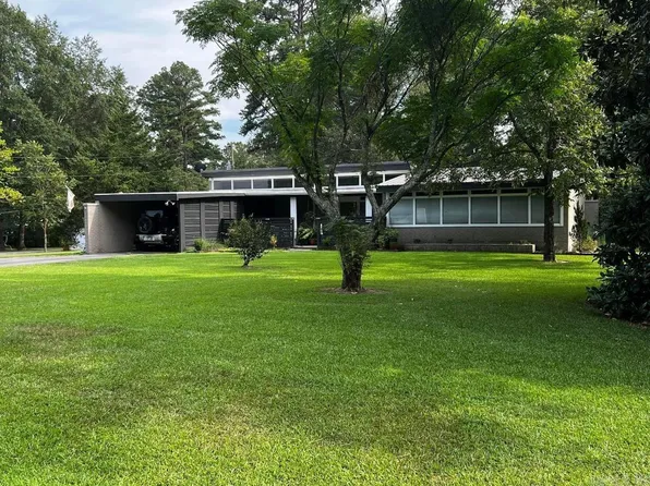 202 E Victory St, Star City, AR 71667