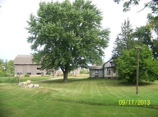 7210 Bull Valley Rd, McHenry, IL 60050