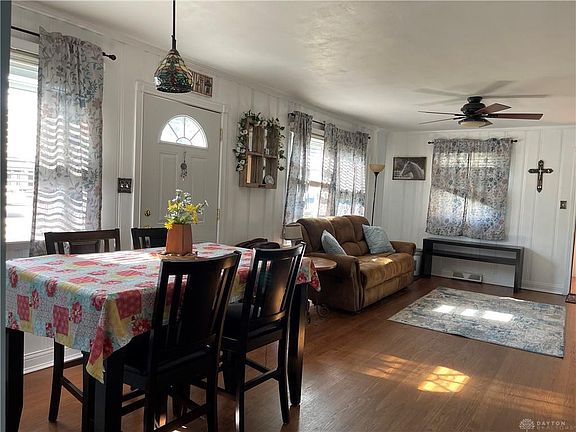 5th image of 2202 Knoll Dr