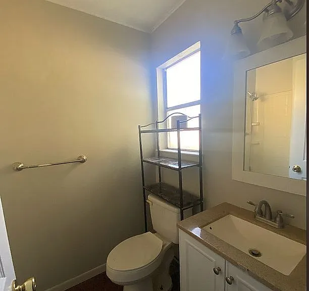 505 Candlelight Ln — Photo 9