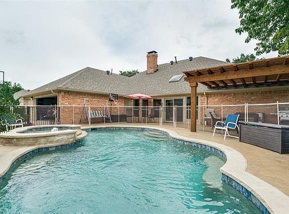 5th image of this home