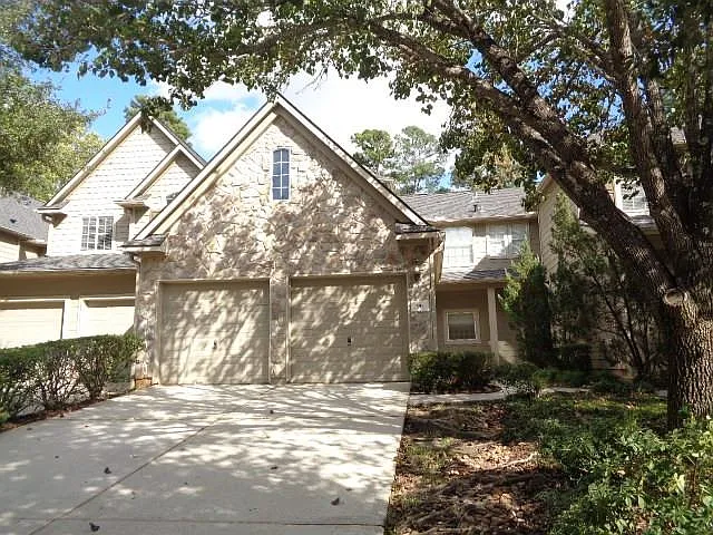3 bed, 2.5 bath, 1728 sqft, $1,850 — Photo 2