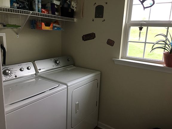 2nd image of 726 Meadow Wood Ave