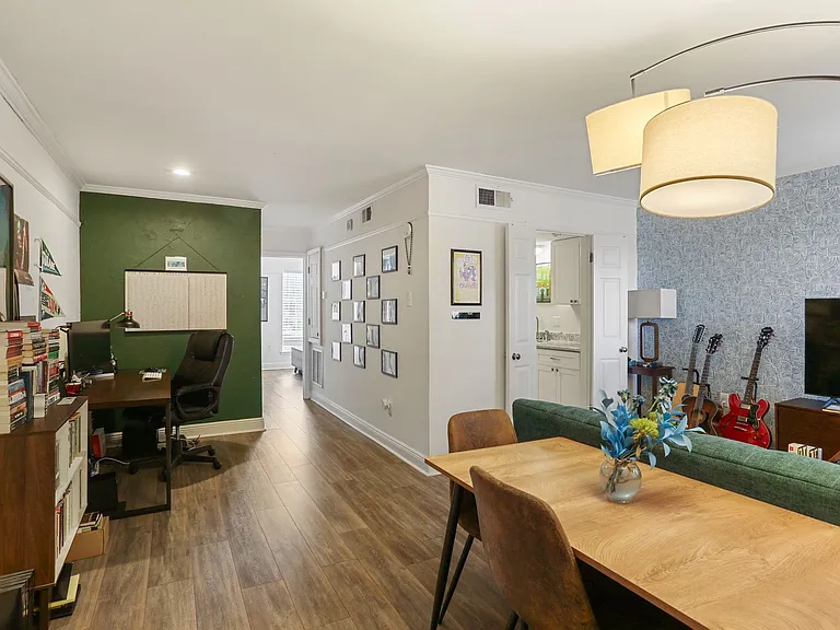 732 Cherokee St #305 — Photo 1