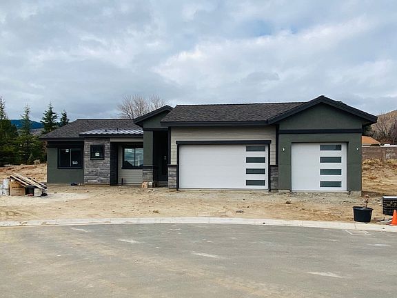 garage doors will be painted