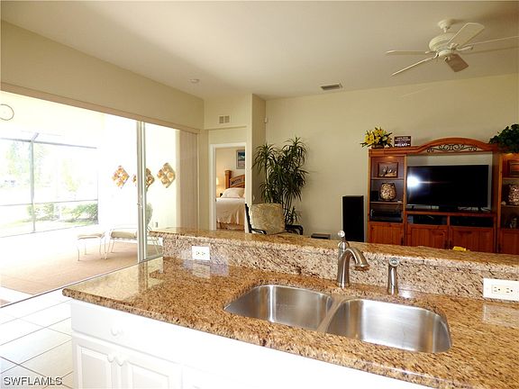 3rd image of 11018 Iron Horse Way