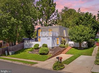 12703 Torrington St, Woodbridge, VA 22192
