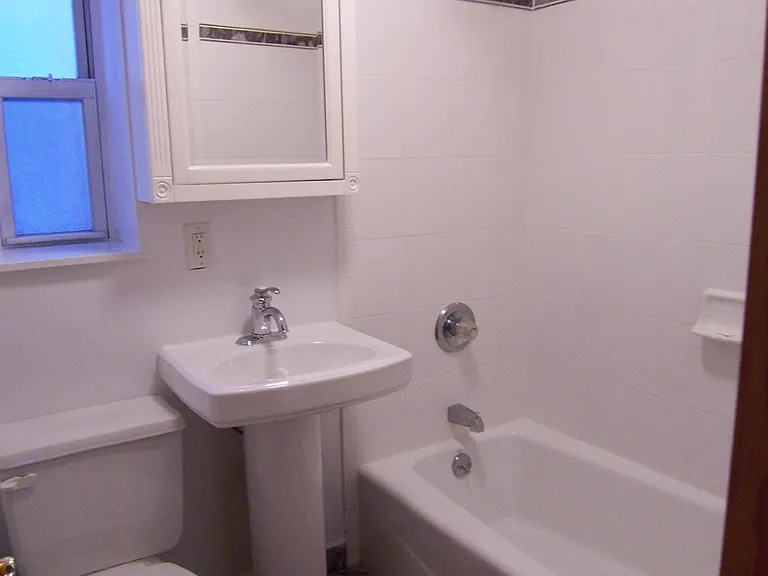 34 W 76th St #4B — Photo 4