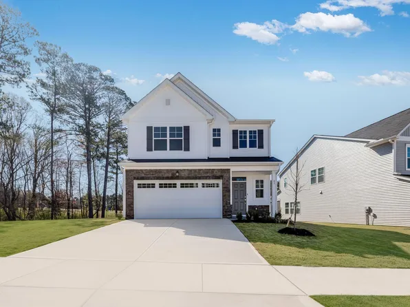 83 Fishing Pier Way, Lillington, NC 27546
