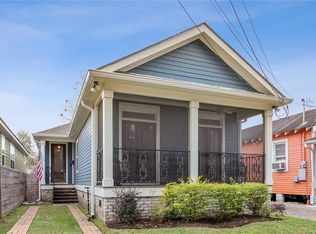 1626 Leonidas St, New Orleans, LA 70118