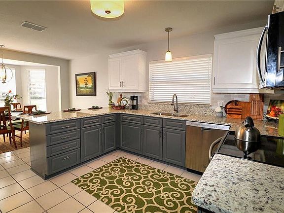 4th image of 2121 Zaragoza Pl