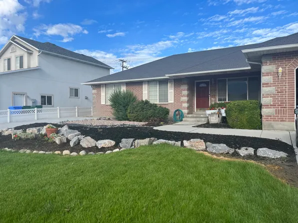 12332 S Margaret Rose Dr, Riverton, UT 84065