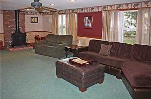 2nd image of 142 Dalton Dr