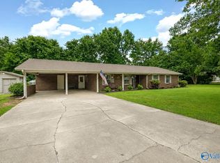 240 Dee Ann Rd, Trinity, AL 35673