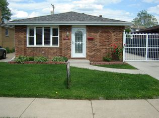 455 Mackinaw Ave, Calumet City, IL 60409