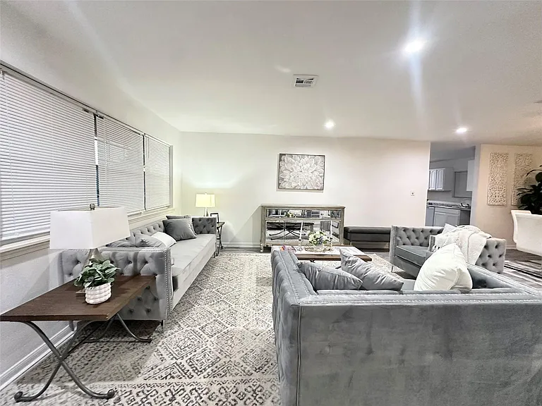 5346 Windswept Ln — Photo 7