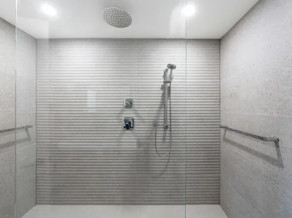 1077 River Road image 22 of 33