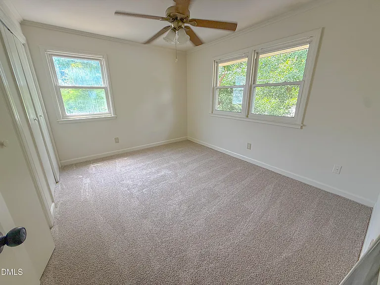 705 Daniels St #C — Photo 8