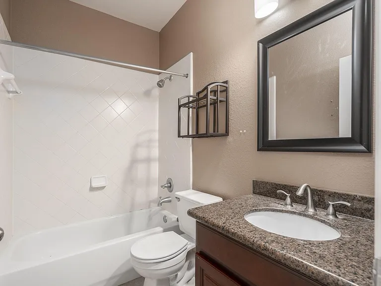 33010 Greenfield Forest Dr — Photo 26
