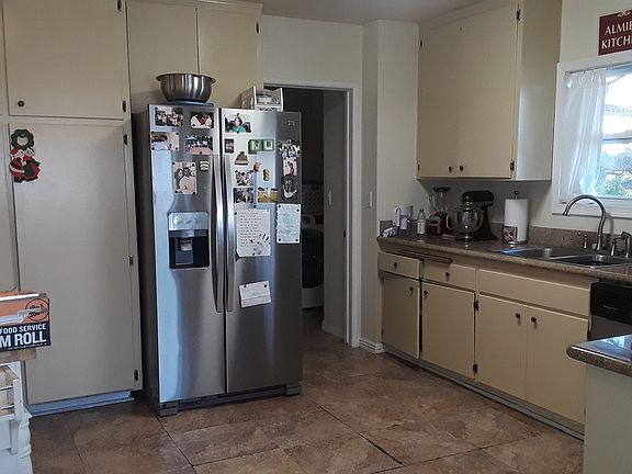 4th image of 3859 S Cochran Ave
