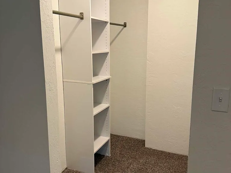 Walk in closet