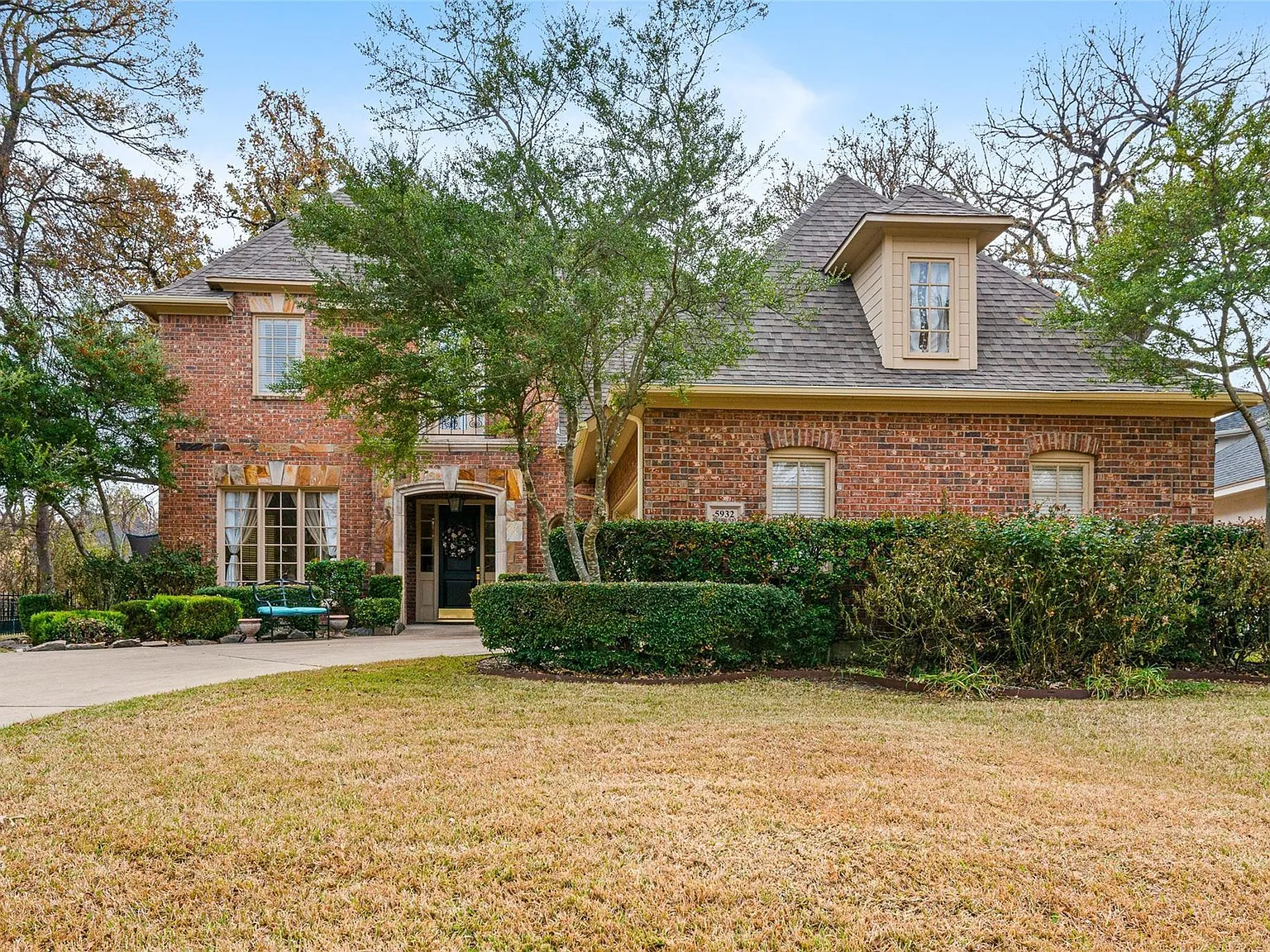 4 bed, 3098 sqft, $3,500 — Photo 1