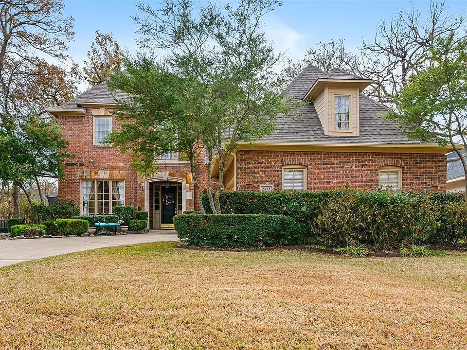 5932 Riverbend Pl