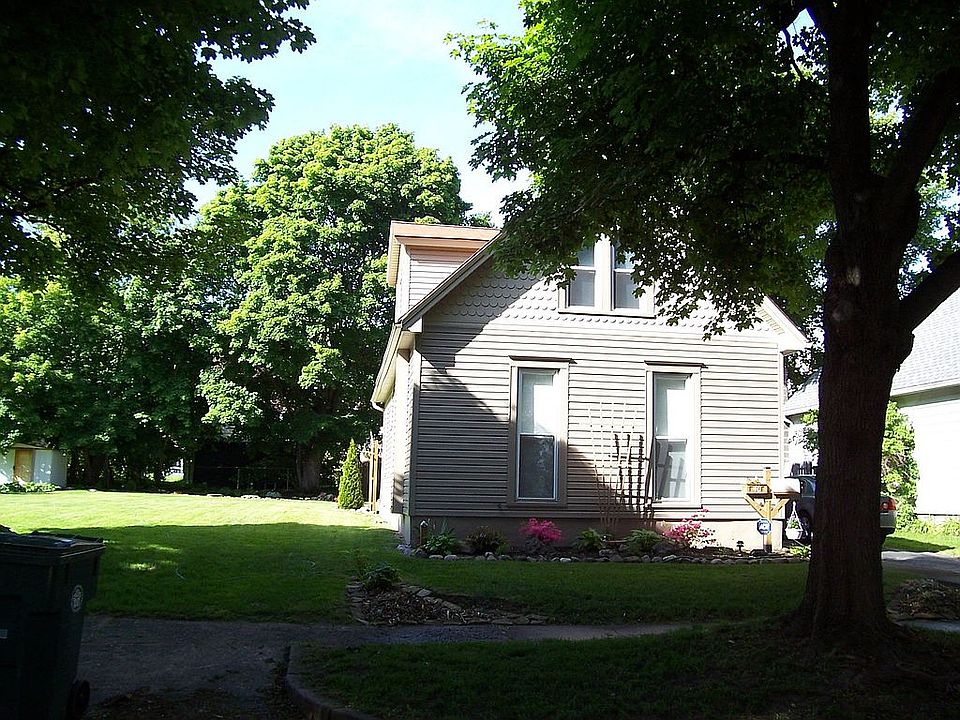 Front With Lot On Left